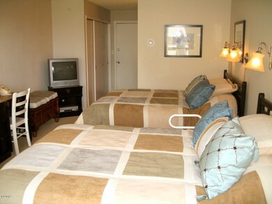 Bedroom - view 2