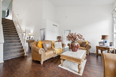 41104 Worthington unit Bldg 26, Unit 52, Clinton Township, MI 48038 - photo 5