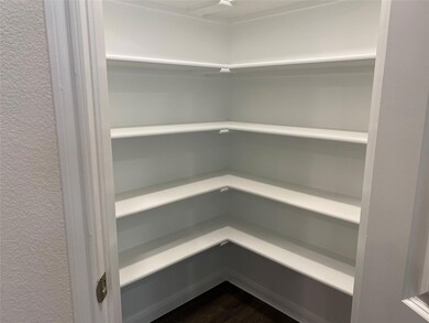 3953 Oak Creek Cir, Denison, TX 75020 - photo 6