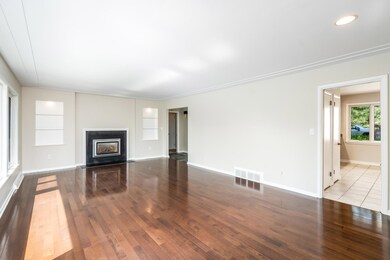 3620 E Superior St, Duluth, MN 55804 - photo 7