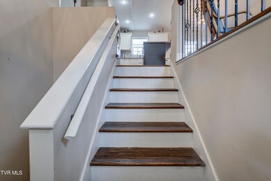 90 N Carr Ln, Fall Branch, TN 37656 - photo 7