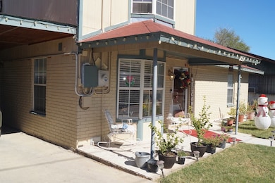 759 Calle Cedro, Eagle Pass, TX 78852 - photo 4