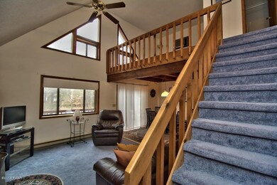 383 Underwood Ln, Lake Ariel, PA 18436 - photo 6