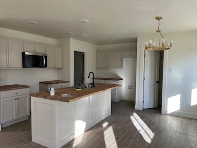 213 E Cardinal St, Ector, TX 75439 - photo 7