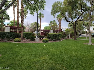 View of common area yard