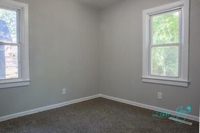 2280 Charles Ave Location-18