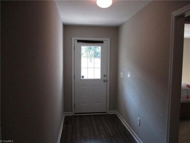 579 Skycrest Country Rd, Asheboro, NC 27205 - photo 6