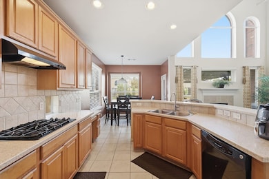 2812 Tranquilo, Grand Prairie, TX 75054 - photo 7