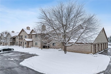 1740 Piper Ln unit 102, Dayton, OH 45440 - photo 2