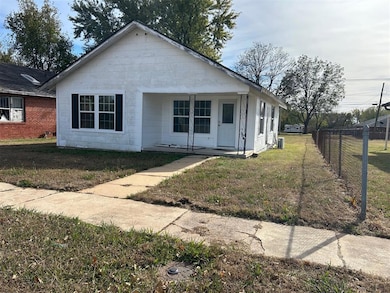 410 E 2nd St, Stroud, OK 74079 - photo 4