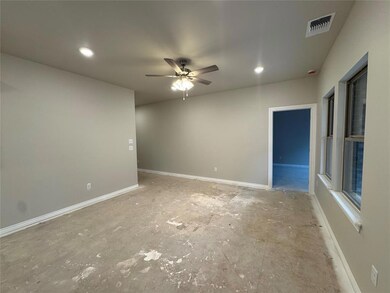 6812 Labelle Dr, Warr Acres, OK 73132 - photo 6