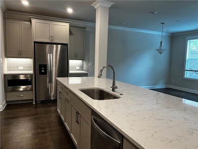 529 Clover Ln, Alpharetta, GA 30009 - photo 3