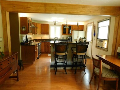 207 Purchase St, Middleboro, MA 02346 - photo 7