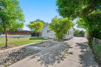 990 Nile St, Aurora, CO 80010 - photo 3