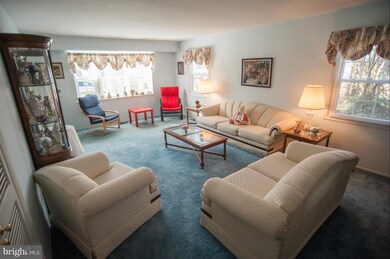 12913 Victoria Heights Dr, Bowie, MD 20715 - photo 5