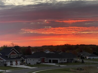 1043 Brynhill Dr, Oregon, WI 53575 - photo 4