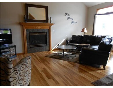 33859 Sumerset Ln, New Carlisle, IN 46552 - photo 4