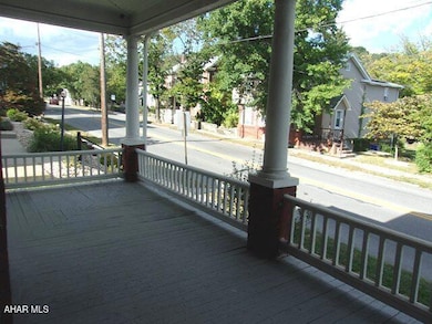 114 N Spring St, Everett, PA 15537 - photo 4