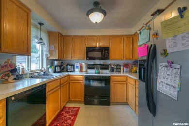 5201 9th Ct SE, Salem, OR 97306 - photo 5