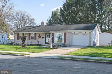 210 E Hemlock St, Palmyra, PA 17078 - photo 3