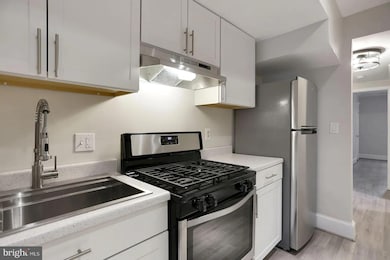 1712 W Virginia Ave NE unit 4, Washington, DC 20002 - photo 4