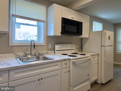 31 S Main St, Manheim, PA 17545 - photo 4