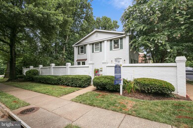6832 Montivideo Square Ct, Falls Church, VA 22043 - photo 2