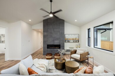 20524 SE Aberdeen Ct (4 of 28)
