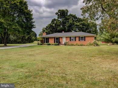 1287 Fishpaw Rd, Berryville, VA 22611 - photo 3