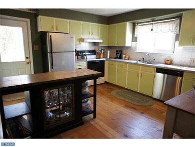 5769 Applebutter Hill Rd, Coopersburg, PA 18036 - photo 5