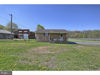 1332 Clamtown Rd, Tamaqua, PA 18252 - photo 2