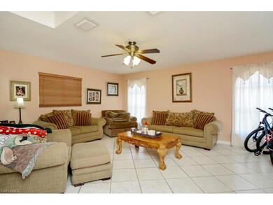Main house extra family room/entertaining Room