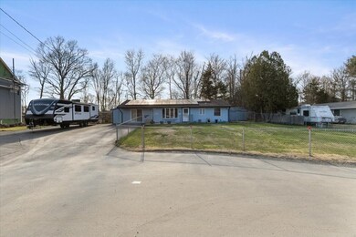 75 Debbie Rd, Brockton, MA 02302 - photo 4