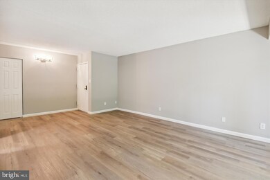 11815 Breton Ct unit 11B, Reston, VA 20191 - photo 7