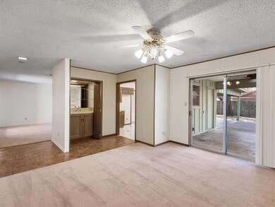 4707 - Family room with front door, bedrooms, and 