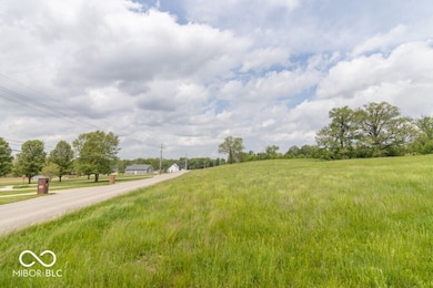 **10 Meadowbrook Dr, New Castle, IN 47362 - photo 6