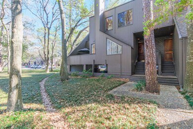 289 Litchfield Ln unit 50, Houston, TX 77024 - photo 5