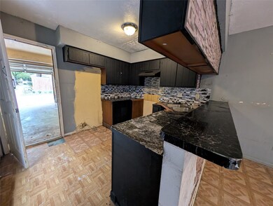 5606 Easthampton Dr unit B, Houston, TX 77039 - photo 4