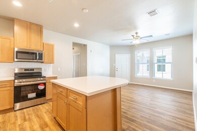 133 Park Place Cir unit A, Waller, TX 77484 - photo 6