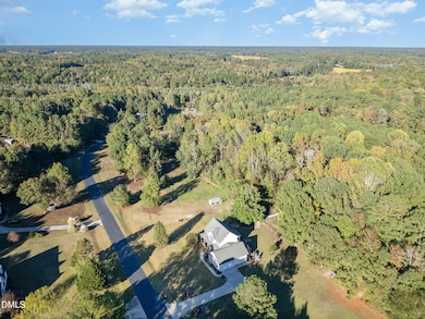 4612 N Fork Dr, Zebulon, NC 27597 - photo 2