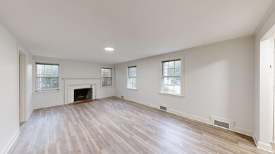 44 Walnut Place unit Entire Home, Newton, MA 02461 - photo 3