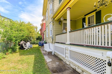 Fenced in side yard