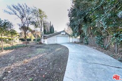 5100 Dumont Place, Woodland Hills, CA 91364 - photo 3