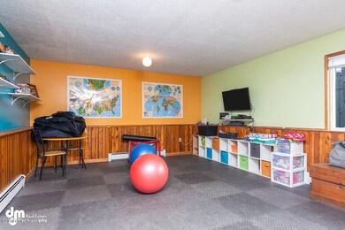Basement_Kristian 001-SMALL