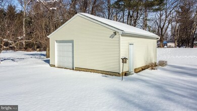 3315 Spruce Dr, Doylestown, PA 18902 - photo 7