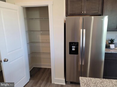 621 Adelaide Cir, Harpers Ferry, WV 25425 - photo 4