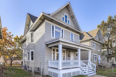 830 University Ave W - Web Quality - 003 - 02 Exterior Front.jpg