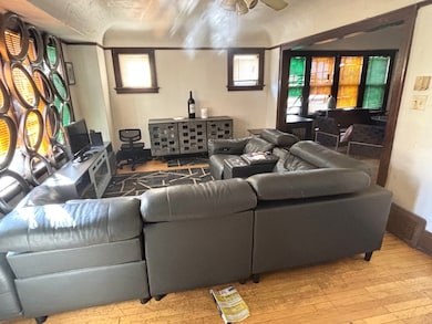 1925 N 27th St unit 1927, Milwaukee, WI 53208 - photo 3