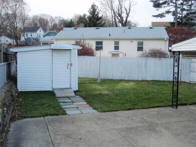 142 Gentian Ave, Providence, RI 02908 - photo 5