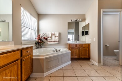 4020 Georgetown Cir, Algonquin, IL 60102 - photo 3